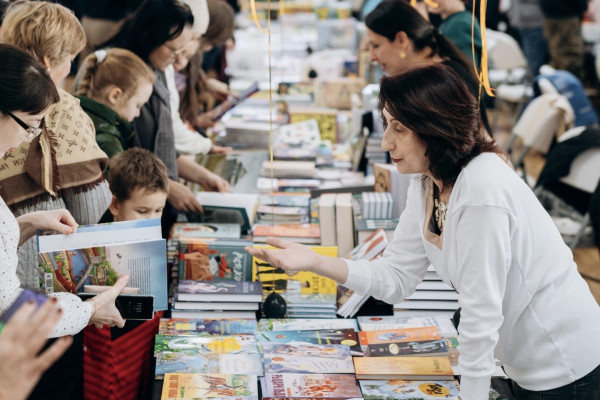 Книжный фестиваль "Тау Фест"