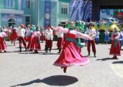 Народный праздник \"Каравон\"