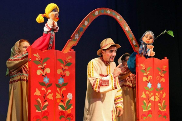 Спектакль «Идет коза рогатая»